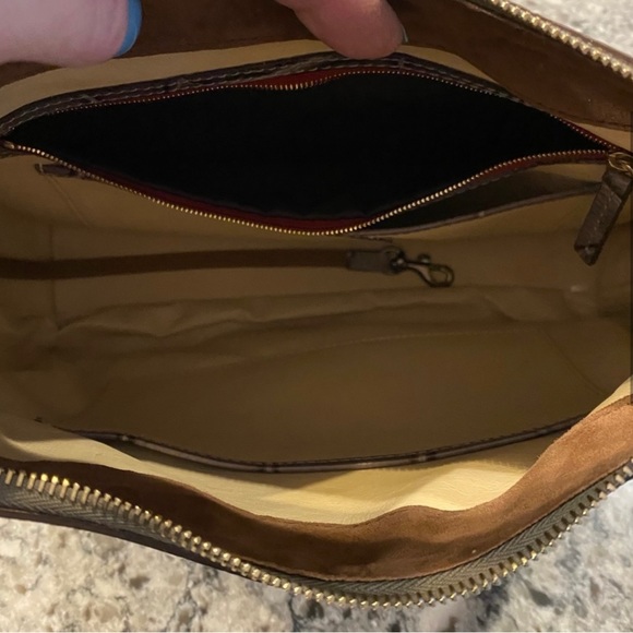 DOONEY & BURKE Croco Embossed Leather HOBO Handbag $245 $388 EUC - Picture 5 of 6